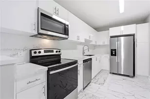 401 69th St, Miami Beach, FL 33141 - Photo 8