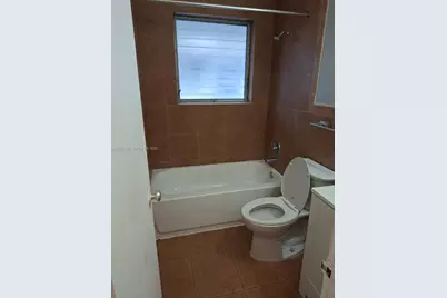 13035 Emerald Dr #357, North Miami, FL 33181 - Photo 6