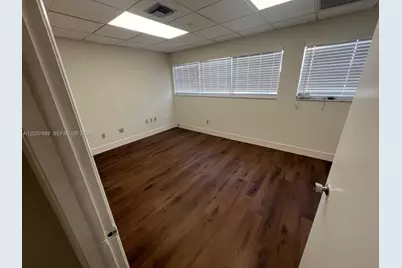 145 Madeira Ave #202, Coral Gables, FL 33134 - Photo 4