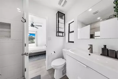 243 NW 32nd St, Miami, FL 33127 - Photo 10