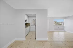 5420 Hollywood Blvd, Hollywood, FL 33021 - Photo 1