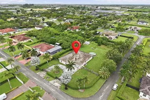 16933 SW 215 Terrace, Miami, FL 33187 - Photo 46