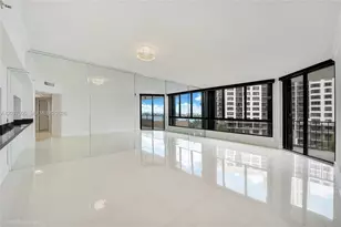 520 Brickell Key Dr, Miami, FL 33131 - Photo 4