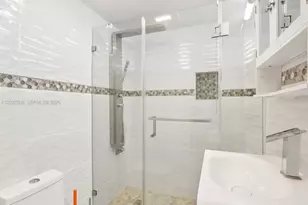 18071 Biscayne Blvd, Aventura, FL 33160 - Photo 18