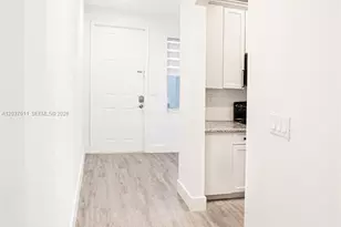 4234 NE 9th St, Homestead, FL 33033 - Photo 4