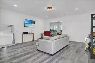 6822 NE 5th Ave, Miami, FL 33138 - Photo 2