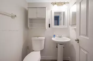 301 N Pine Island Rd, Plantation, FL 33324 - Photo 16