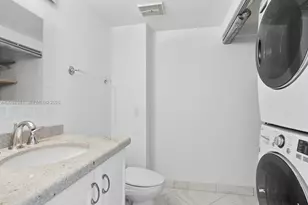 3610 Yacht Club Dr, Aventura, FL 33180 - Photo 32