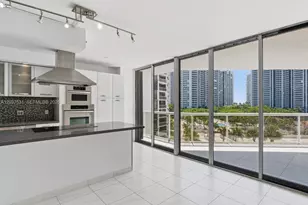 3610 Yacht Club Dr, Aventura, FL 33180 - Photo 10