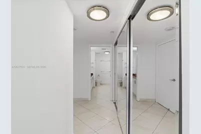 3610 Yacht Club Dr #702, Aventura, FL 33180 - Photo 24