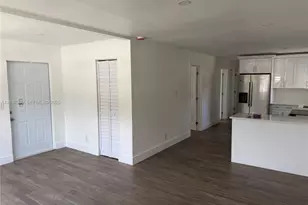 2910 NW 25th St, Fort Lauderdale, FL 33311 - Photo 8
