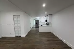 2910 NW 25th St, Fort Lauderdale, FL 33311 - Photo 6