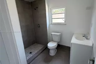 2910 NW 25th St, Fort Lauderdale, FL 33311 - Photo 24