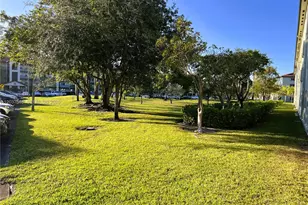 1300 SW 130th Ave, Pembroke Pines, FL 33027 - Photo 24