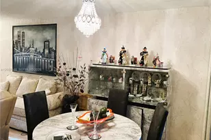 1300 SW 130th Ave, Pembroke Pines, FL 33027 - Photo 8