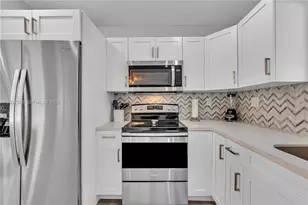 204 SW 19th Ave, Fort Lauderdale, FL 33312 - Photo 4