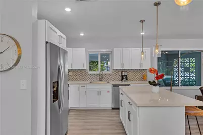 204 SW 19th Ave #0, Fort Lauderdale, FL 33312 - Photo 14