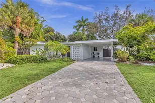 204 SW 19th Ave, Fort Lauderdale, FL 33312 - Photo 2