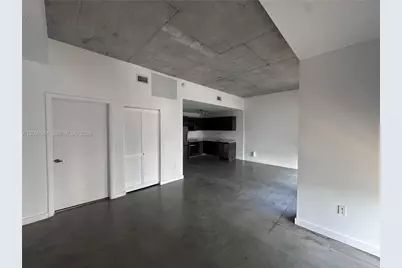 151 SE 1st St #2405, Miami, FL 33131 - Photo 6