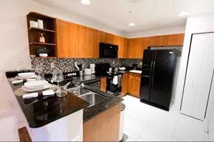 10805 NW 89th Terrace, Doral, FL 33178 - Photo 2