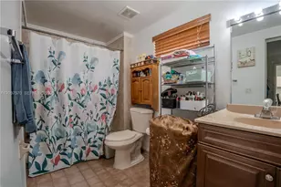 7899 NW 174th Terrace, Hialeah, FL 33015 - Photo 34