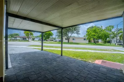 7899 NW 174th Ter, Hialeah, FL 33015 - Photo 44