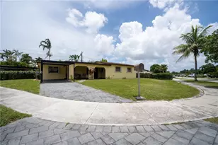 7899 NW 174th Terrace, Hialeah, FL 33015 - Photo 38