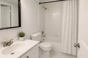 6886 N Kendall Dr, Pinecrest, FL 33156 - Photo 2
