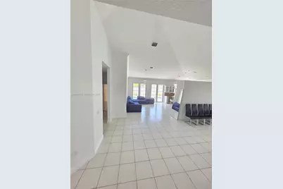 14291 SW 34th St, Miami, FL 33175 - Photo 4