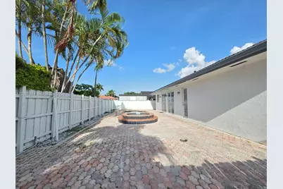 14291 SW 34th St, Miami, FL 33175 - Photo 32