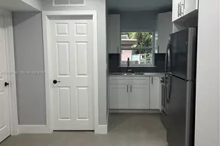 1628 NW 15th St, Miami, FL 33125 - Photo 1
