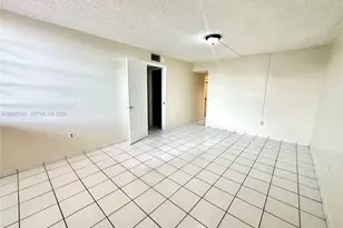 802 NW 87th Ave, Miami, FL 33172 - Photo 6