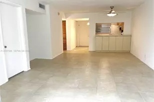 9531 Seagrape Dr, Davie, FL 33324 - Photo 8