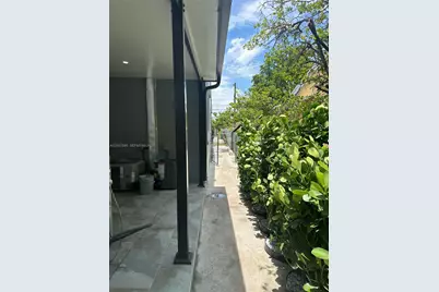 1628 NW 15th St #B, Miami, FL 33125 - Photo 10