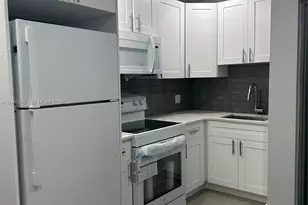 1628 NW 15th St, Miami, FL 33125 - Photo 4