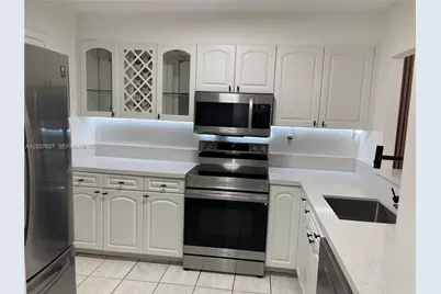 8233 Harding Ave #408, Miami Beach, FL 33141 - Photo 8