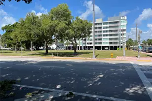 8233 Harding Ave, Miami Beach, FL 33141 - Photo 20
