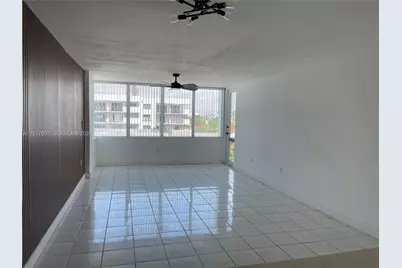 8233 Harding Ave #408, Miami Beach, FL 33141 - Photo 4