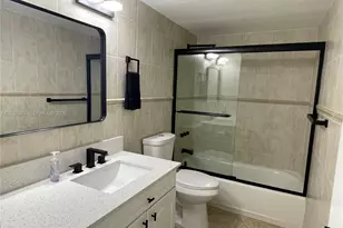 8233 Harding Ave, Miami Beach, FL 33141 - Photo 14