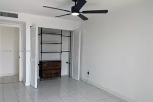 8233 Harding Ave, Miami Beach, FL 33141 - Photo 12
