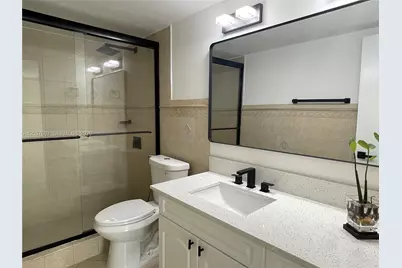 8233 Harding Ave #408, Miami Beach, FL 33141 - Photo 16