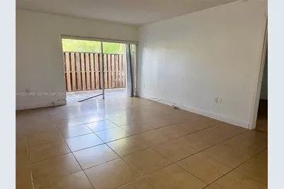 9621 SW 77th Ave #101B, Miami, FL 33156 - Photo 4