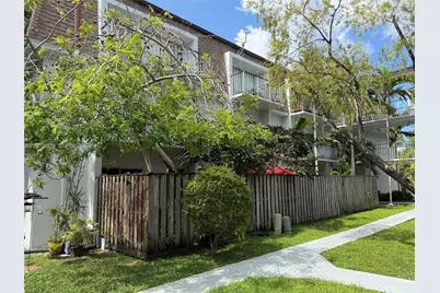 9621 SW 77th Ave #101B, Miami, FL 33156 - Photo 1