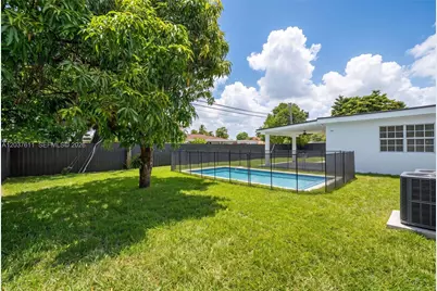 1920 SW 67th Ave, Miami, FL 33147 - Photo 40