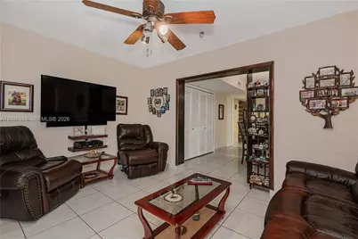 1052 W 79th St #11, Hialeah, FL 33014 - Photo 16