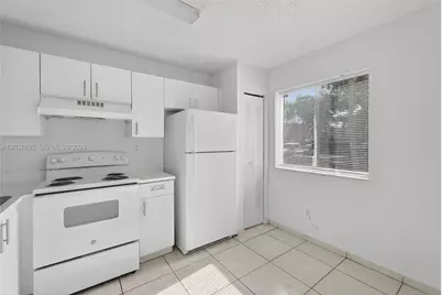 17378 SW 139th Ct, Miami, FL 33177 - Photo 4