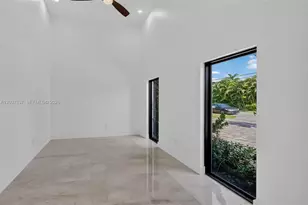 2832 NE 24th Ct, Fort Lauderdale, FL 33305 - Photo 20