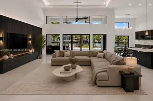 2832 NE 24th Ct, Fort Lauderdale, FL 33305 - Photo 4