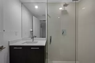 45 SW 9th St, Miami, FL 33130 - Photo 14