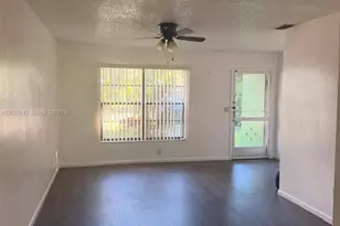 792 Lantern Tree Ln, Wellington, FL 33414 - Photo 2